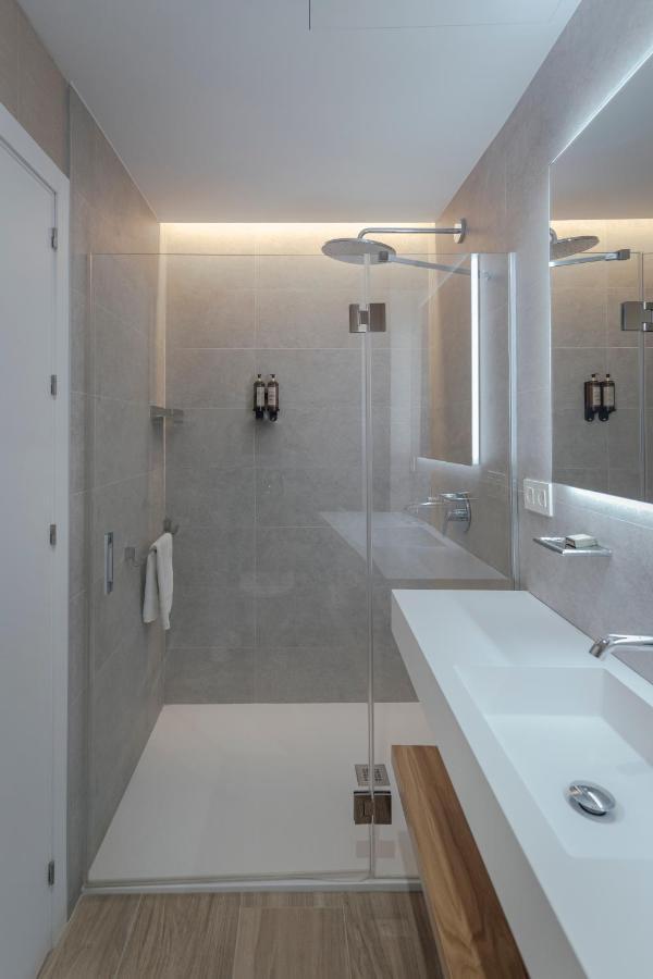 Galmen Suites Seville Exterior photo