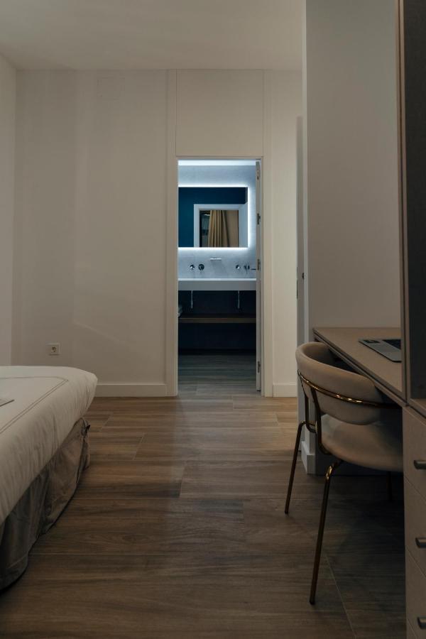 Galmen Suites Seville Exterior photo